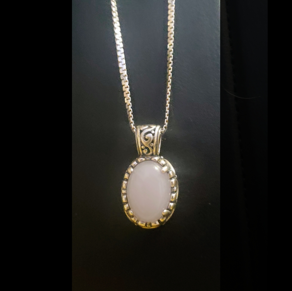 Sterling Silver Chain An Kunzite Oval Pendent